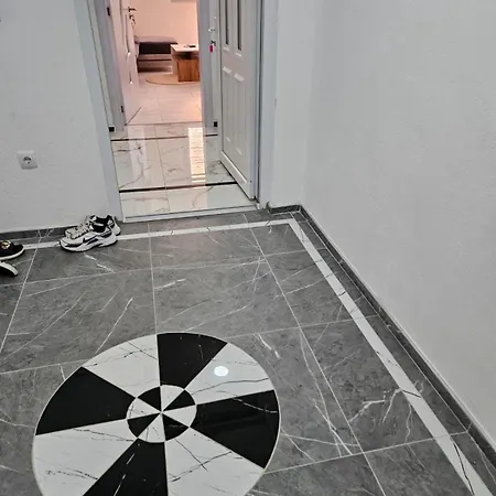 Rejjan Apartment