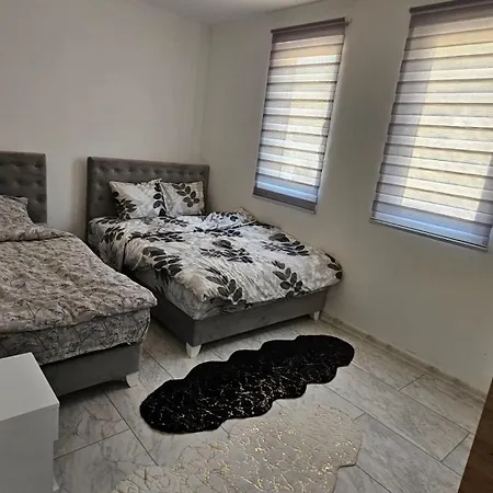 Rejjan Apartamento Novi Pazar